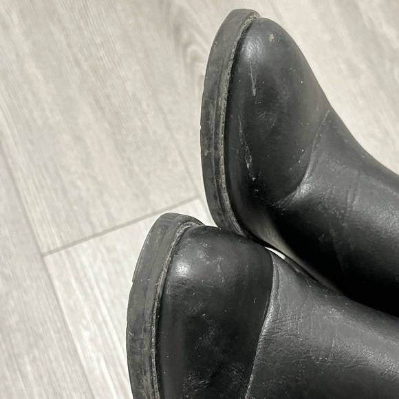 Faux leather black heeled ankle boots - Picture 5 of 9